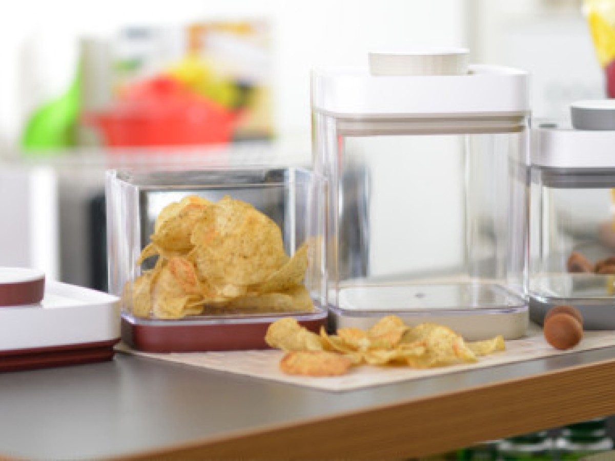 THE WORLD'S MOST POWERFUL NON-ELECTRIC VACUUM SEALED FOOD CONTAINER EVER  BUILT - Food & Beverage Magazine